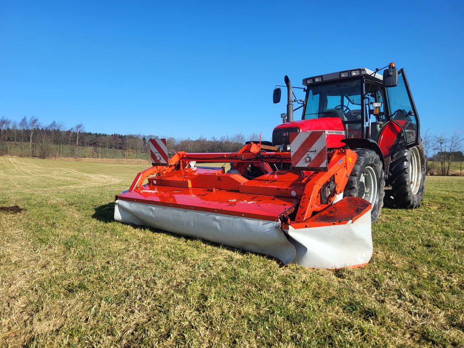Kuhn GMD4410 Med Tilhørende GMD 802FF frontskårlægger - Græsmaskiner - Skårlæggere/skivehøstere - 5