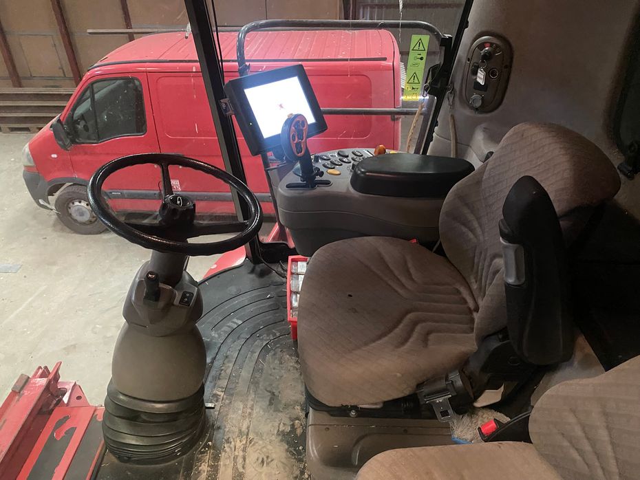 Case IH Axial Flow 9010 Med MacDon D60-D - Høstmaskiner - Mejetærskere - 20