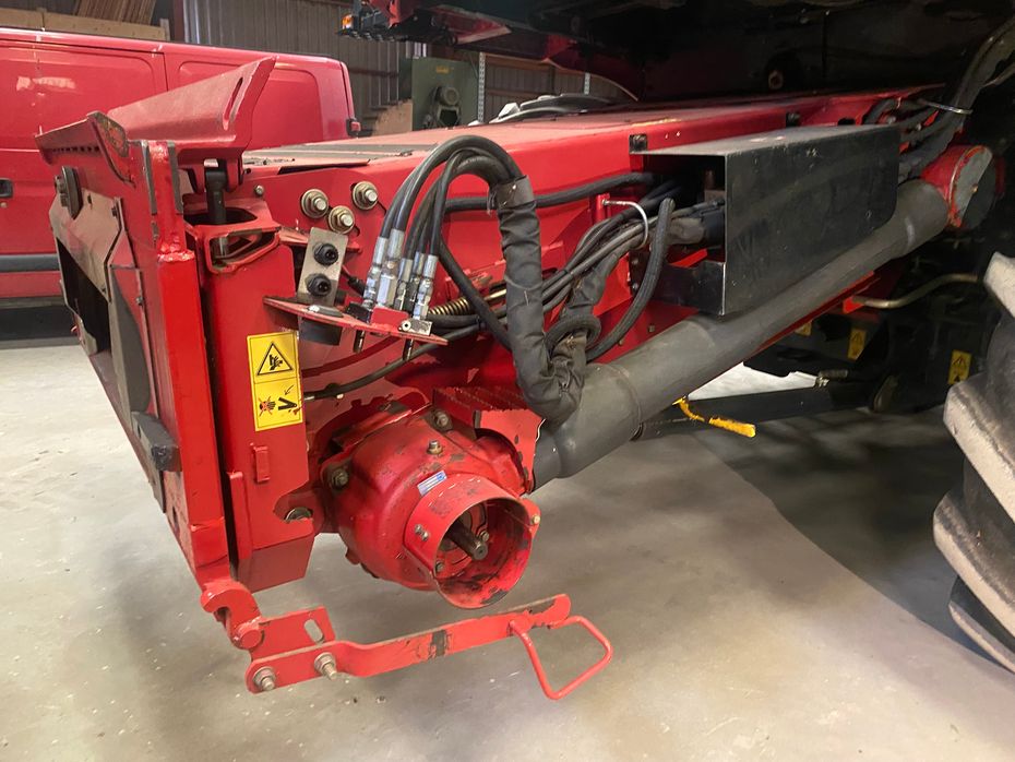 Case IH Axial Flow 9010 Med MacDon D60-D - Høstmaskiner - Mejetærskere - 16