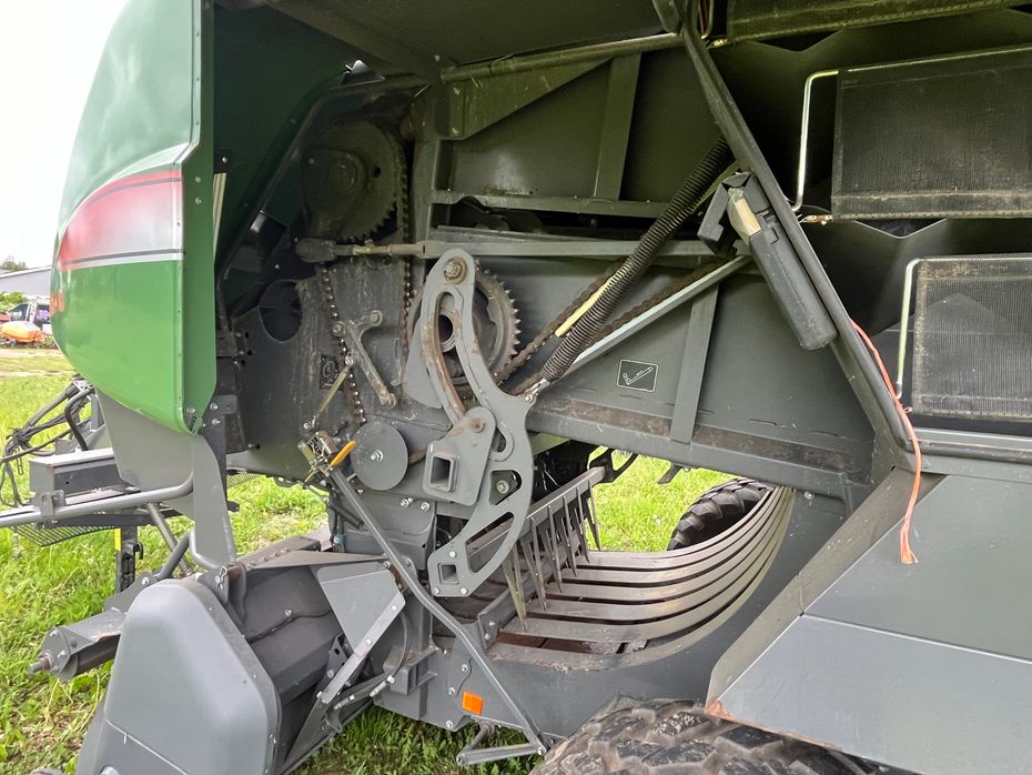 Fendt 12130 N - Pressere - Bigballe - 13