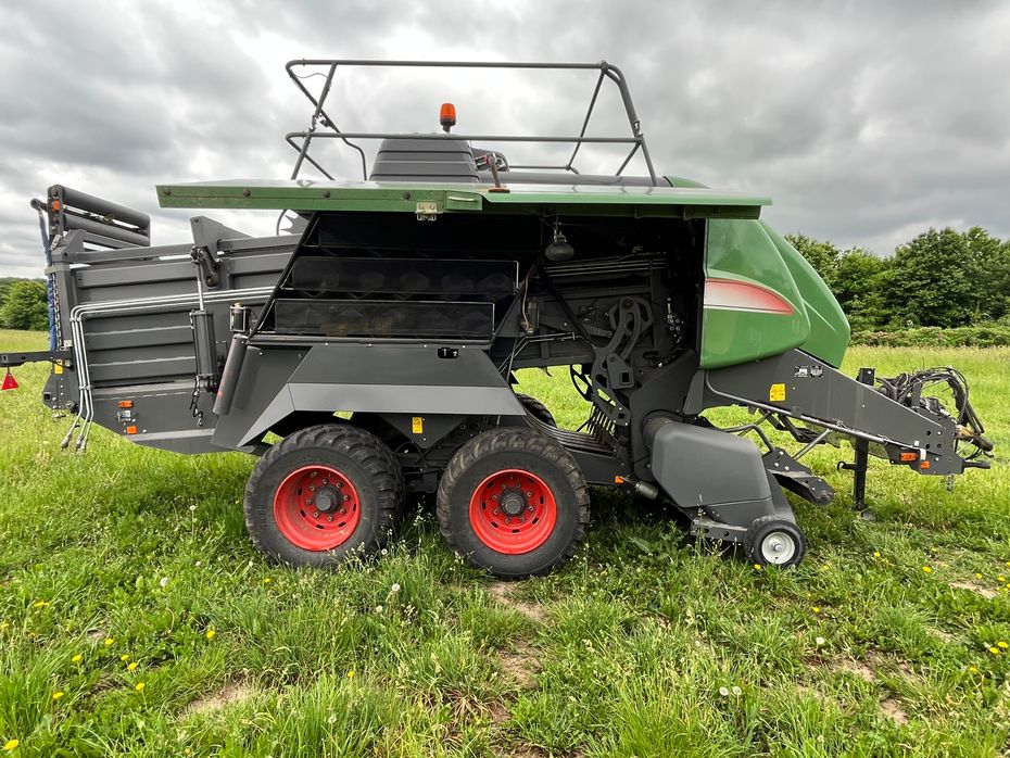 Fendt 12130 N - Pressere - Bigballe - 4