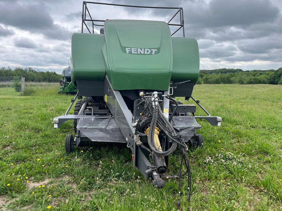 Fendt 12130 N - Pressere - Bigballe - 2