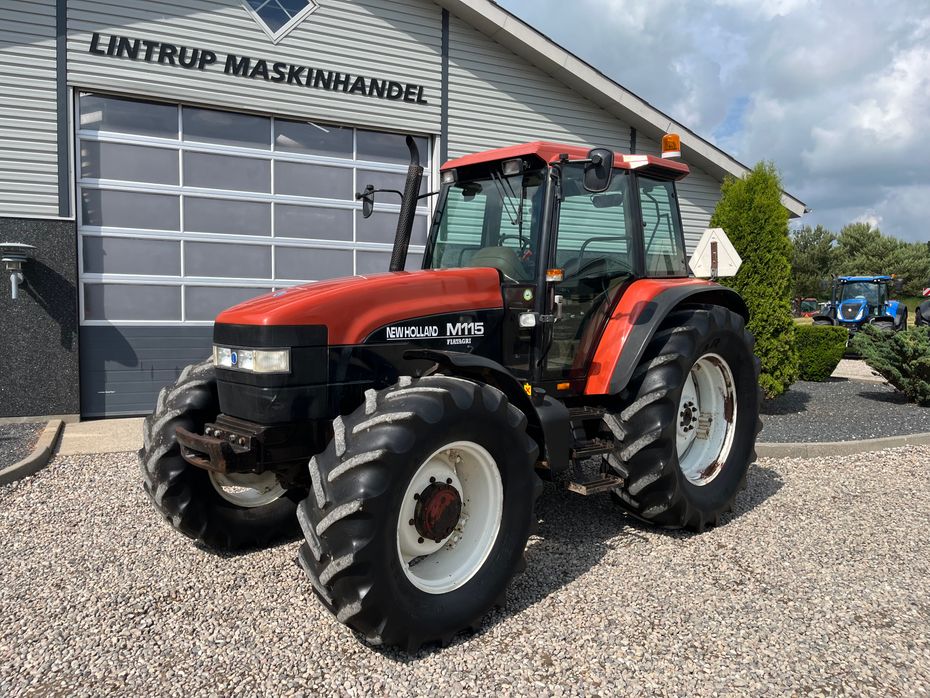 New Holland M115 RangeCommand - Traktorer - Traktorer 4 wd - 2