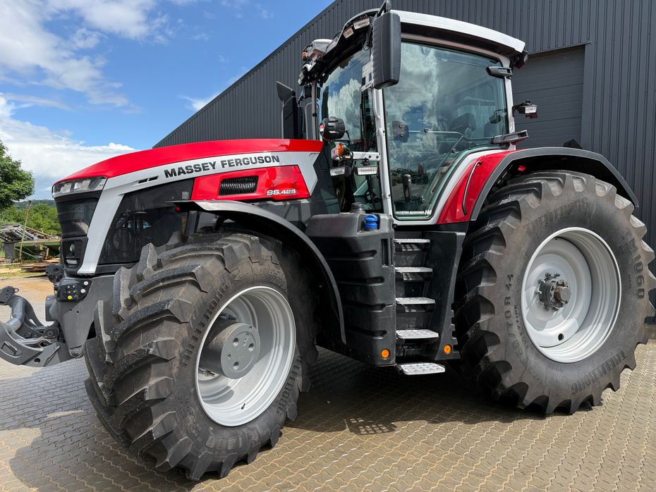 Massey Ferguson 9S.425 Dyna VT Exclusive - Traktorer - Traktorer 4 wd - 2