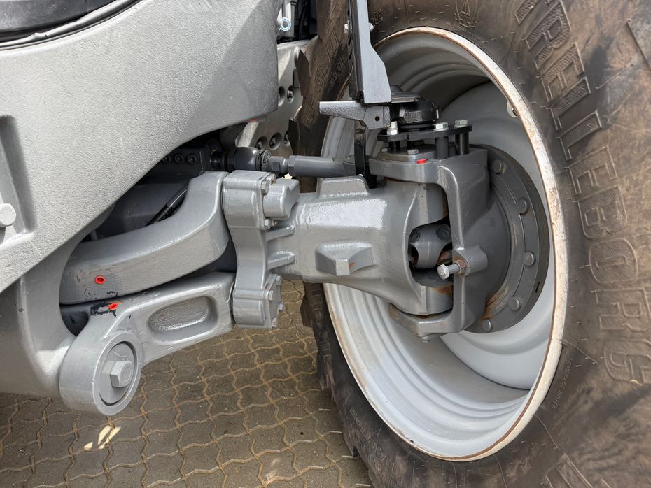Massey Ferguson 9S.425 Dyna VT Exclusive - Traktorer - Traktorer 4 wd - 6