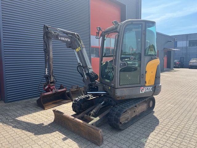 Volvo EC27C