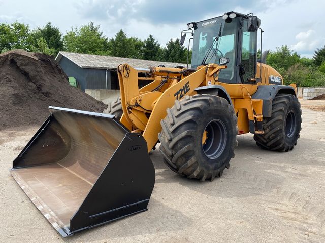 Case 721E