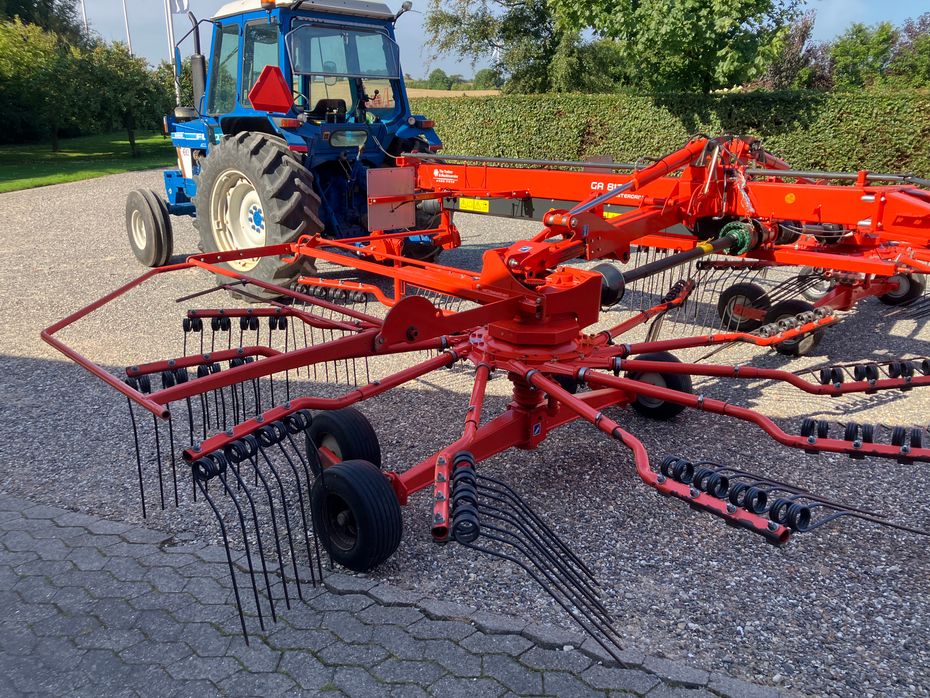 Kuhn GA 8121 - Hø- og halmhåndtering - River og vendere - 3