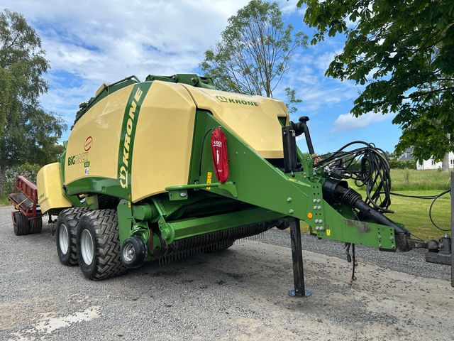 KRONE Big Pack 4X4 High Speed