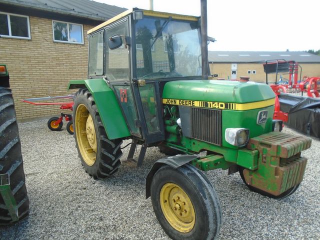 John Deere 1140