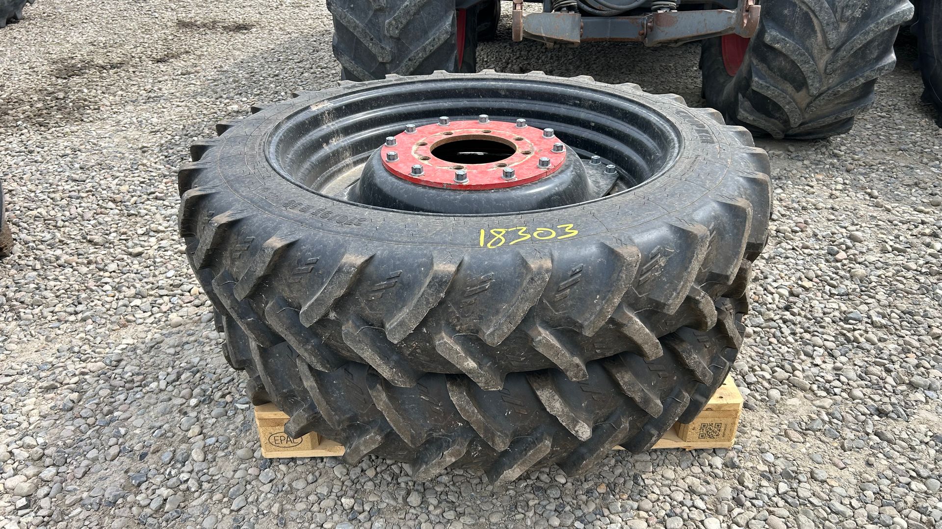 Kleber 270/95R38 - stilbare fælge m. uds.nav