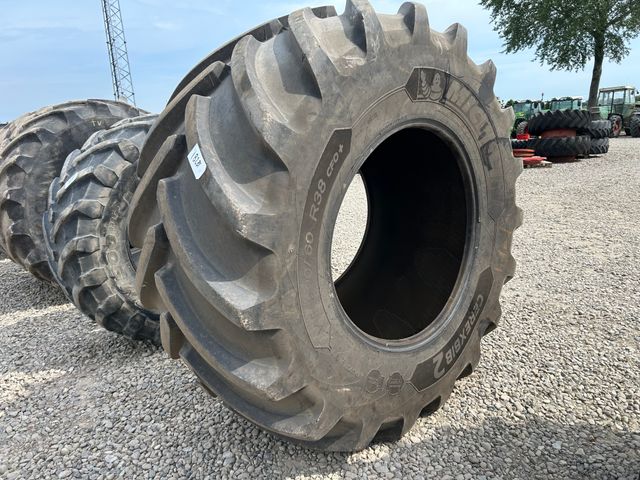 Michelin 900/60R38