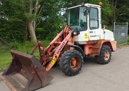 Schaeff SKL 823
