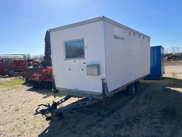 Eurowagon 1300 UOPLYST
