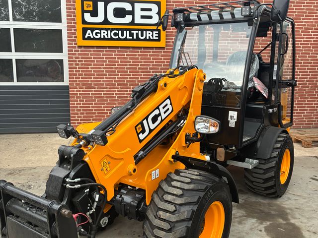JCB Agri 110
