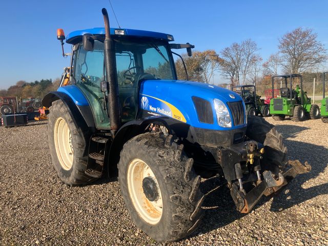 New Holland TS125A