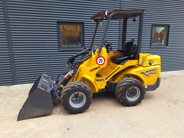 Eurotrac T11