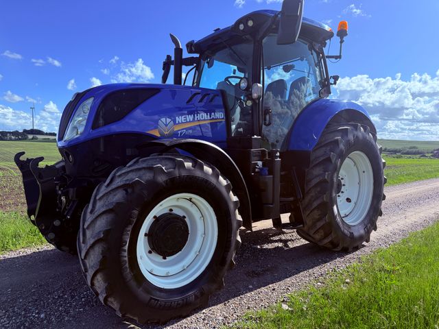 New Holland T7.175