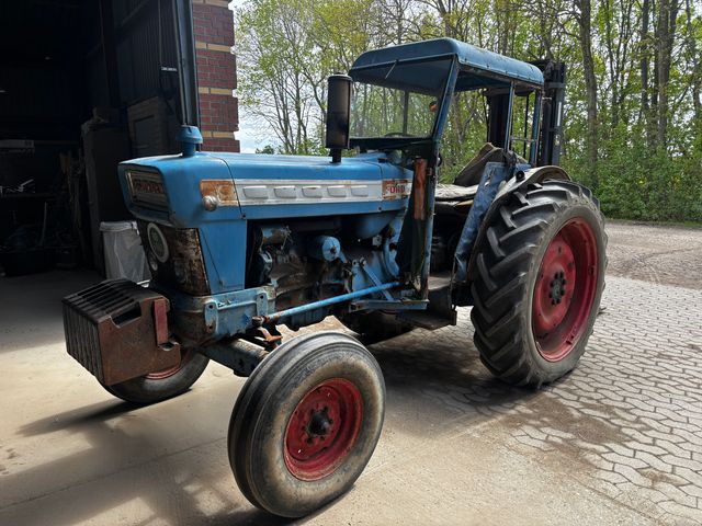 Ford 5000