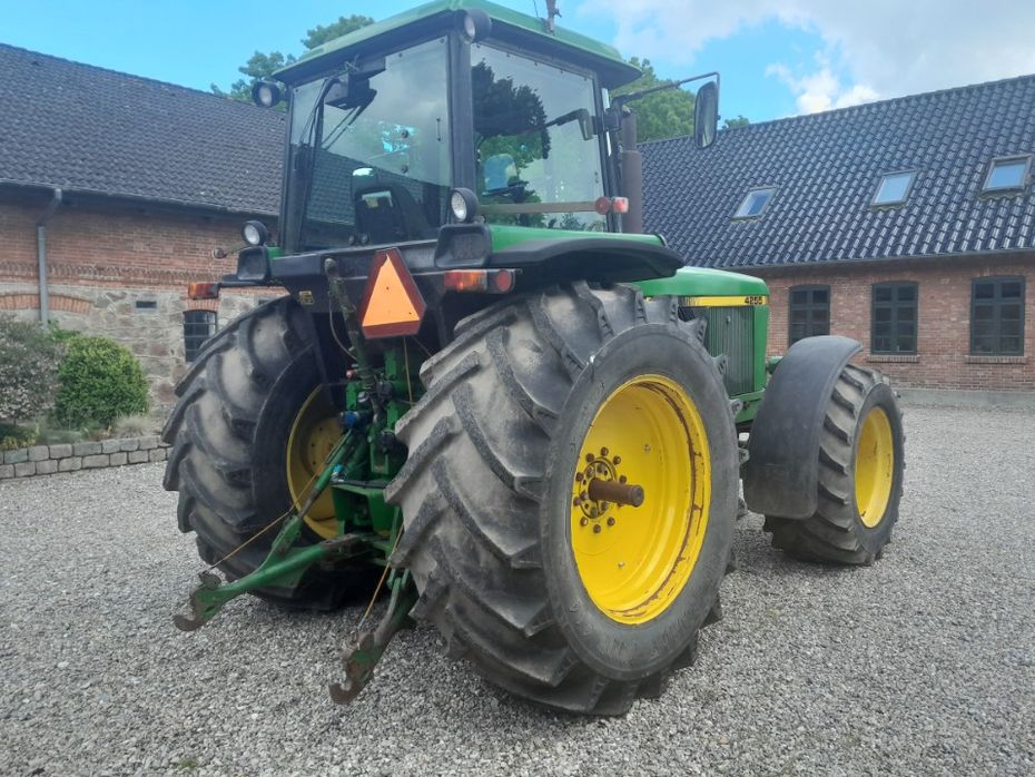 John Deere 4255 TRAKTOR - Traktorer - Traktorer 4 wd - 4