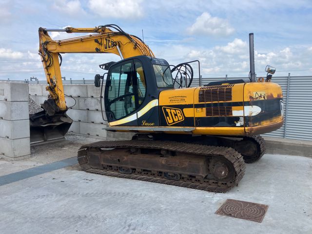 JCB JS220LC