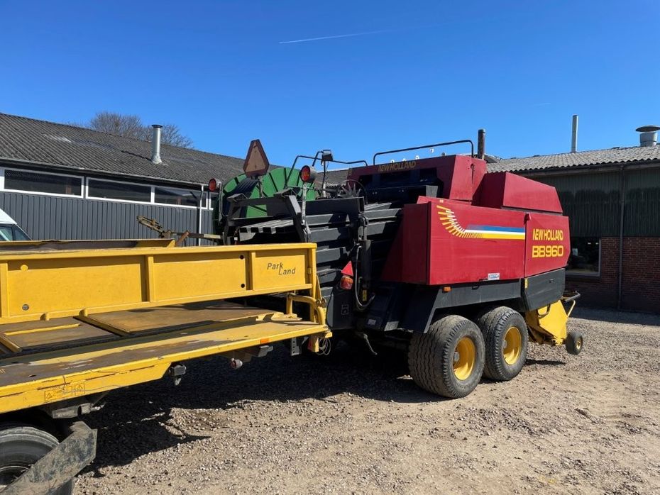 New Holland BB 960 R    Snitter - Pressere - Midi bigballe - 6