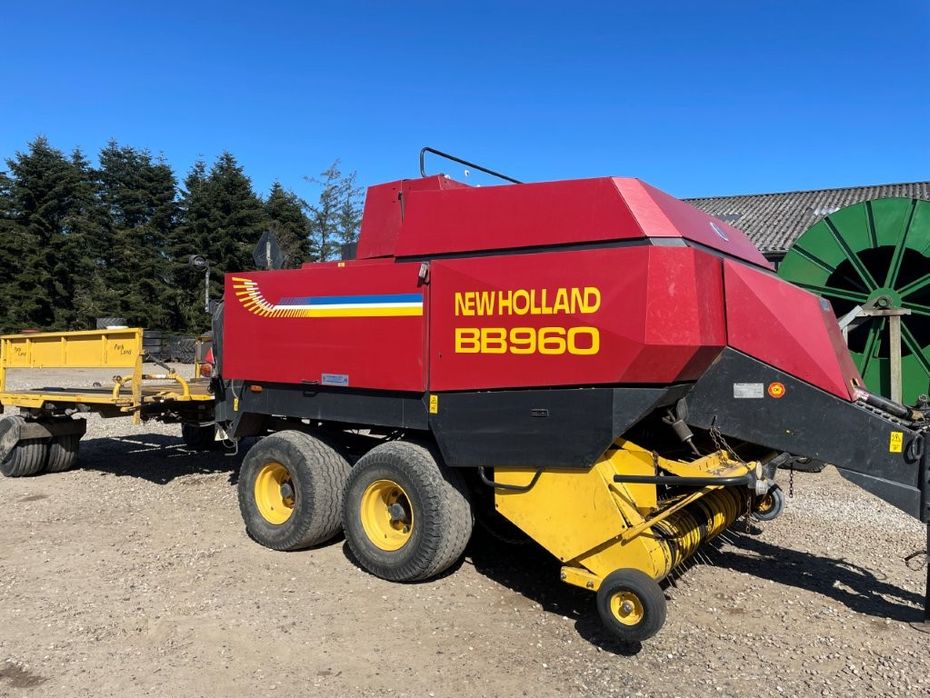 New Holland BB 960 R    Snitter - Pressere - Midi bigballe - 4