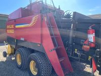 New Holland BB 960 R    Snitter - Pressere - Midi bigballe - 7