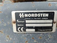 Valtra Valmet 8050 med en Veto 