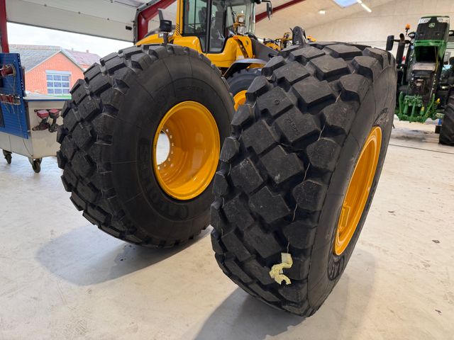 Aeolus 20.5R25 