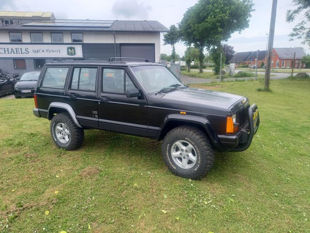 Jeep Cherokee Van 4,0