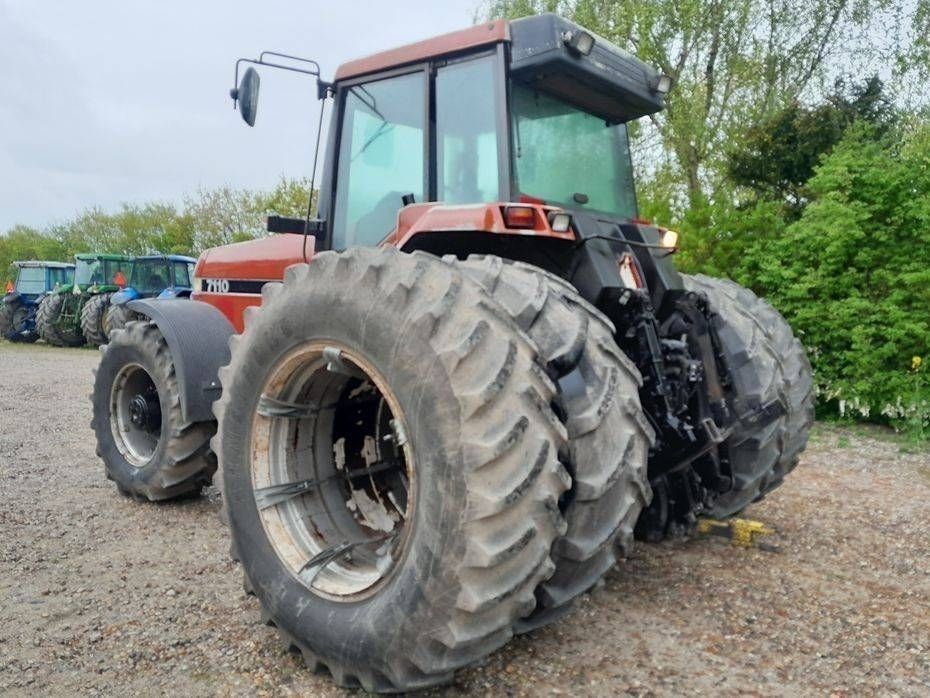 Case IH Magnum 7110 med tvillinghjul - Traktorer - Traktorer 4 wd - 4