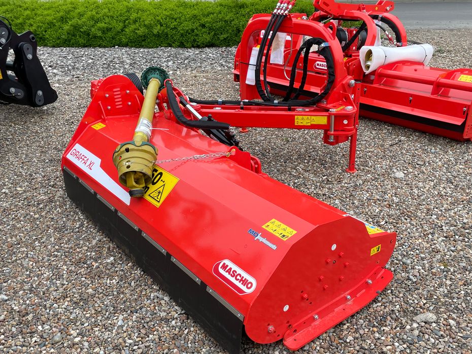 Maschio Giraffa XL 210 SE GIRAFFA XL 210, S.E. H-14 UDVENDIG GEARBOX - Græsmaskiner - Brakslåmaskiner - 1