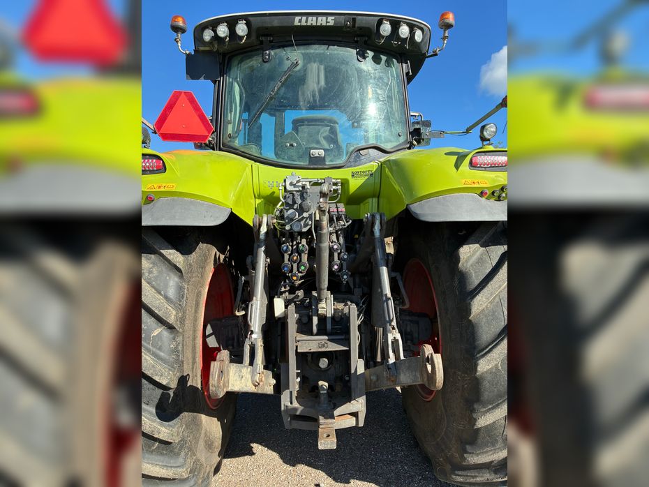 CLAAS AXION 830 CMATIC - Traktorer - Traktorer 4 wd - 5