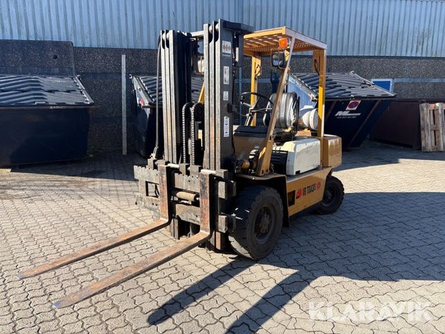Komatsu FG25-8