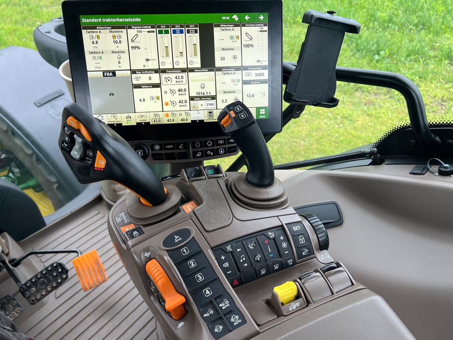 John Deere 6R 185 Comandpro & AutoTrac Ready + G5 Skærm - Traktorer - Traktorer 4 wd - 17