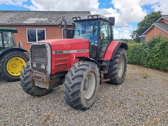 Massey Ferguson 8140