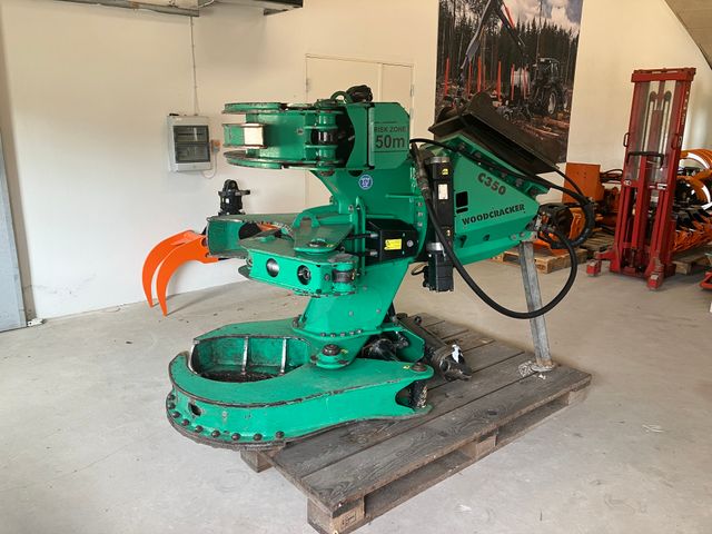Woodcracker C350