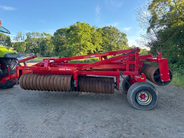Heva Swing Roller