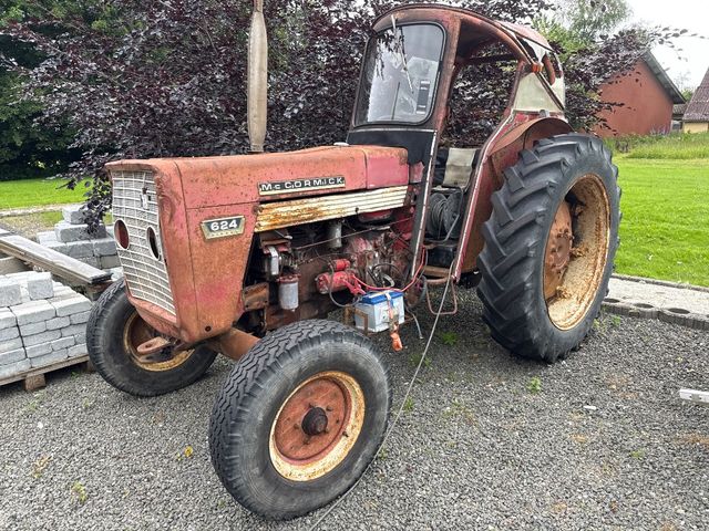 McCormick IH 624