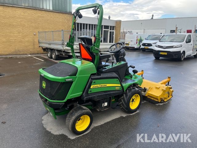 John Deere 1550