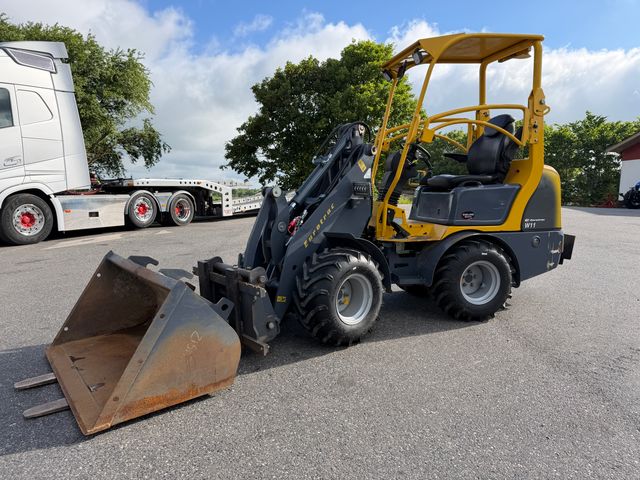 Eurotrac W11