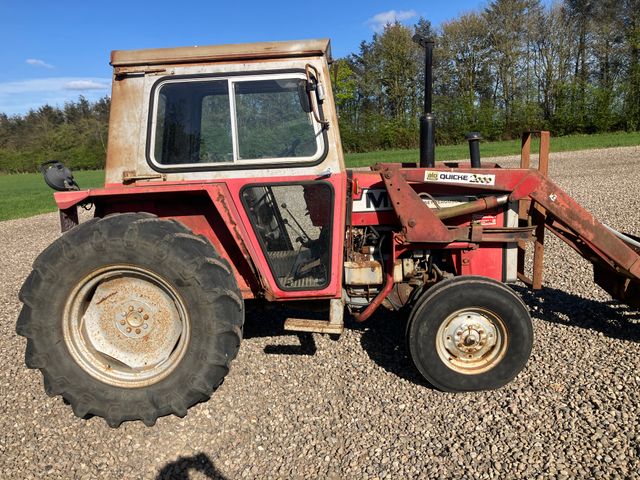 Massey Ferguson 550