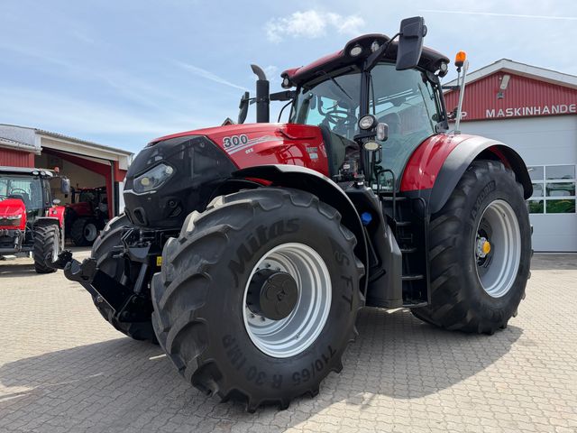 Case IH Optum 300 CVX