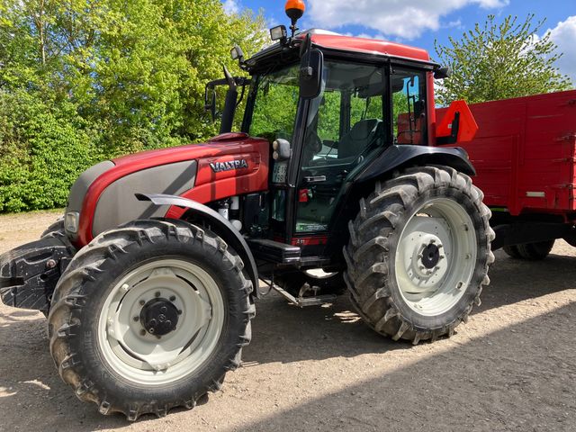 Valtra A 95