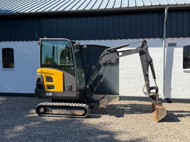 Volvo EC20D
