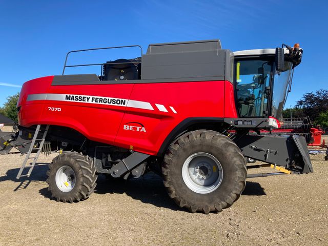 Massey Ferguson 7370 Beta