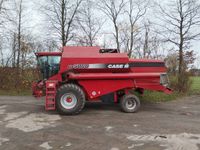 New Holland TX 68 NEW HOLLAND -CASE TX68 RØD - Høstmaskiner - Mejetærskere - 1
