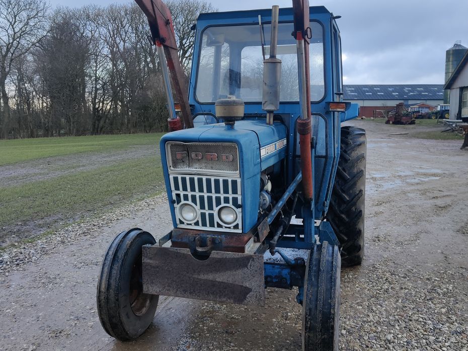 Ford 5000 Select O Speed med frontlæsser - Traktorer - Traktorer 2 wd - 5