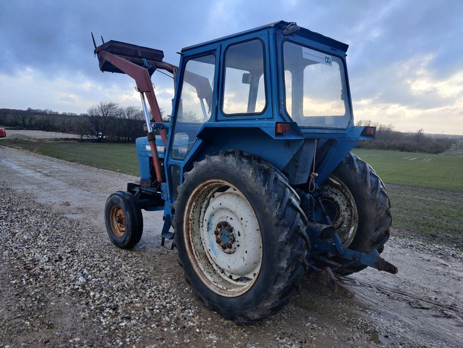 Ford 5000 Select O Speed med frontlæsser - Traktorer - Traktorer 2 wd - 3